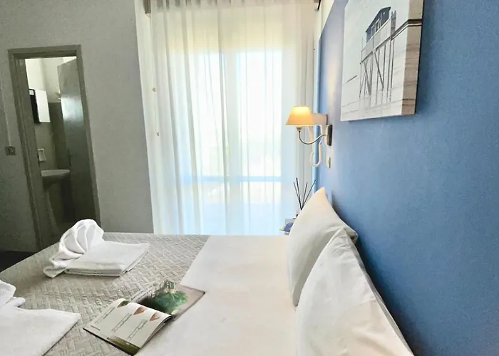 Alfa Hotel 2*